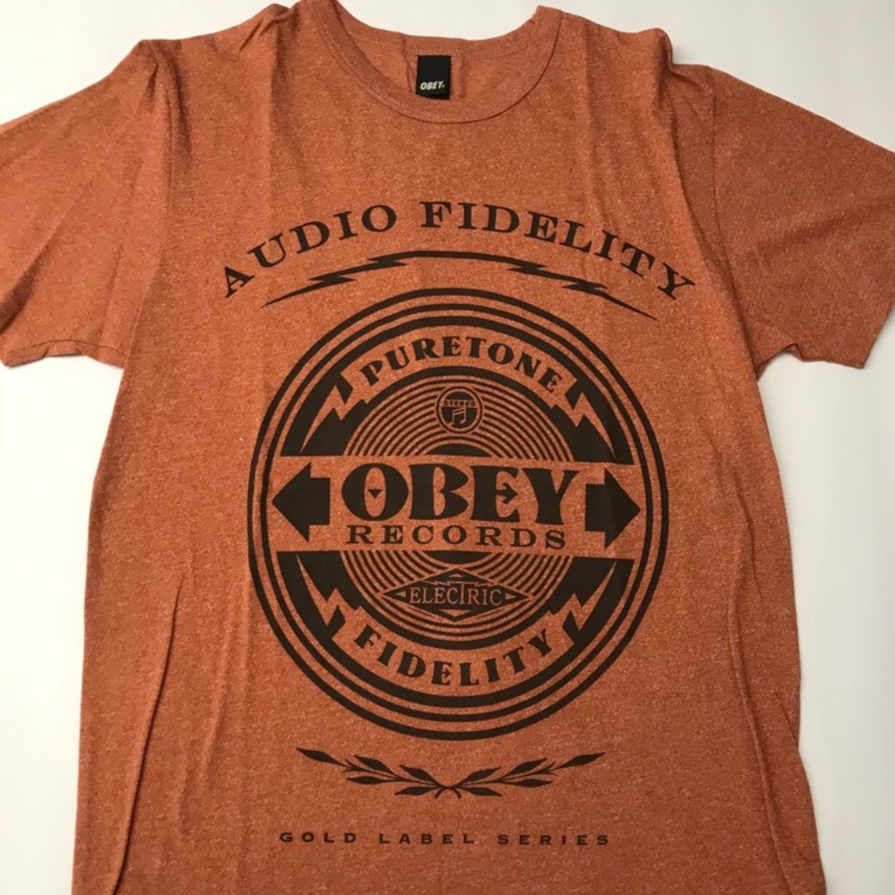 Men's Obey T-Shirt Size medium